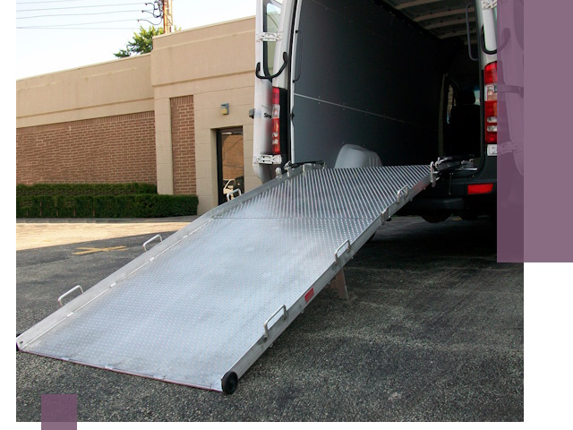 Мобильные пандусы в Урае — производство, монтаж и аренда