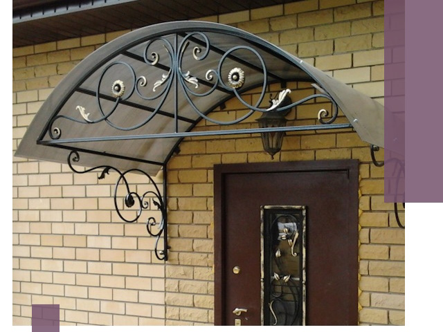 Изготовление козырьков из металла под ключ в Урае