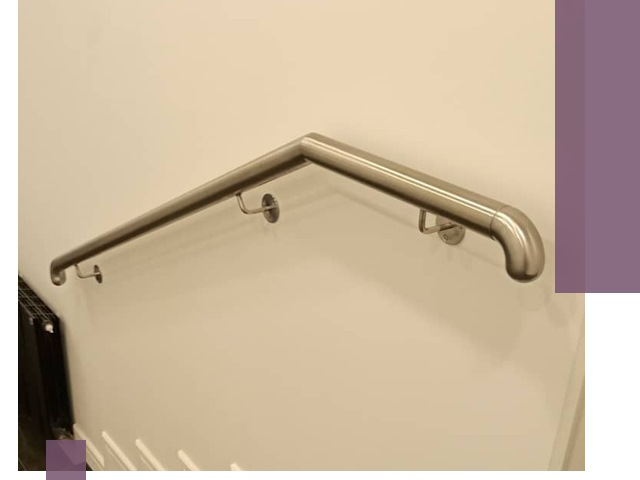 Изготовление пристенных поручней в Урае под ключ за сроки