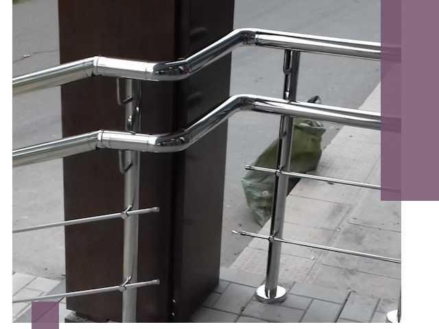 Монтаж поручней из нержавеющей стали в Урае качественно и быстро